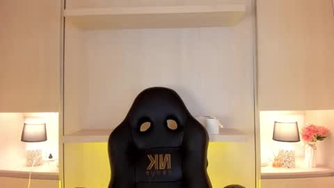 Tami online show from October 28, 2025, 8:00 pm