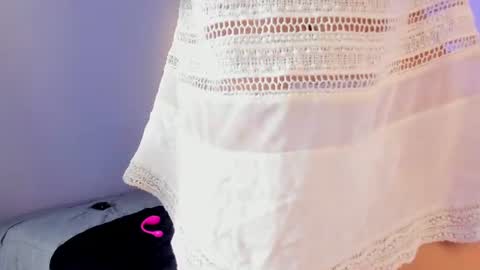 Snapshot of tamia_25 chatting on June 19, 2026, 8:34 pm TAMI online show from June 19, 2026, 8:34 pm