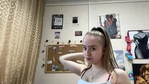 Karina online show from April 23, 2026, 4:09 pm