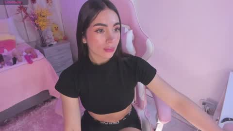 Snapshot of tammy_w chatting on December 10, 2024, 7:54 pm Tammy online show from December 10, 2024, 7:54 pm