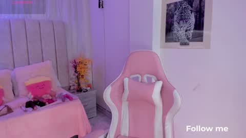 Snapshot of tammy_w chatting on January 19, 2025, 12:49 am Tammy online show from January 19, 2025, 12:49 am