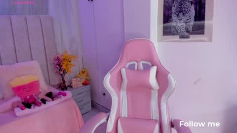 Snapshot of tammy_w chatting on February 26, 2025, 12:27 am Tammy online show from February 26, 2025, 12:27 am