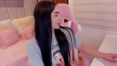 Snapshot of tammy_w chatting on September 13, 2025, 7:02 pm Tammy online show from September 13, 2025, 7:02 pm