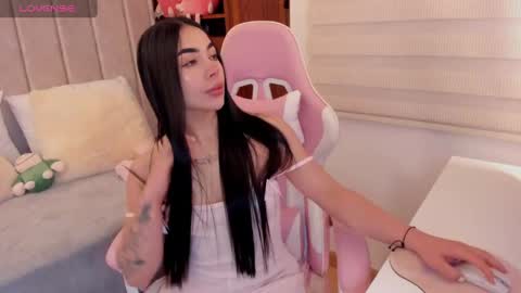 Snapshot of tammy_w chatting on September 28, 2025, 5:18 pm Tammy online show from September 28, 2025, 5:18 pm