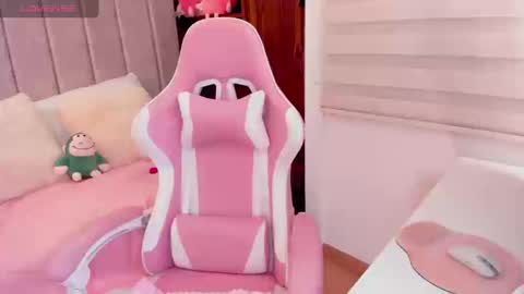 Snapshot of tammy_w chatting on September 30, 2025, 8:03 pm Tammy online show from September 30, 2025, 8:03 pm