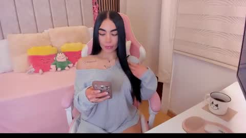 Snapshot of tammy_w chatting on June 21, 2026, 6:54 pm Tammy online show from June 21, 2026, 6:54 pm