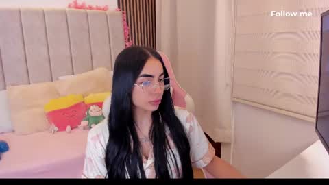 Snapshot of tammy_w chatting on June 24, 2026, 5:01 pm Tammy online show from June 24, 2026, 5:01 pm
