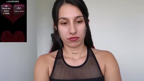 tammy  online show from February 14, 2025, 8:59 pm