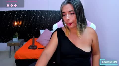 Snapshot of tammylynn45 chatting on March 3, 2025, 6:12 pm Tammy Lynn online show from March 3, 2025, 6:12 pm