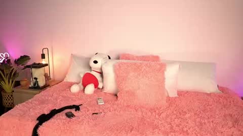 Tamy online show from November 30, 2025, 2:04 am