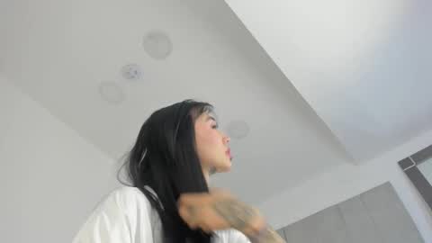 Tamy Leen online show from February 14, 2025, 9:56 am