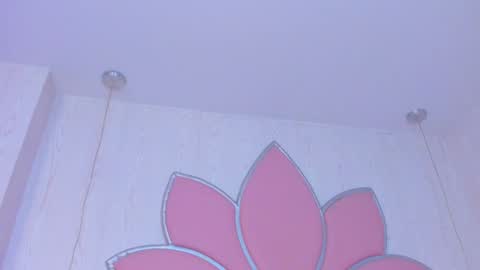 Snapshot of tamyeliot chatting on February 9, 2025, 7:38 am Tamy online show from February 9, 2025, 7:38 am