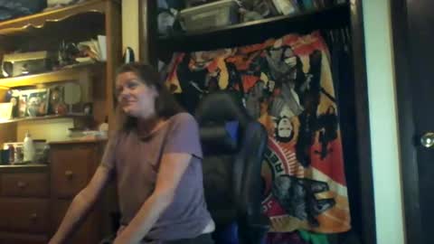 TANDAA online show from September 24, 2025, 1:31 am