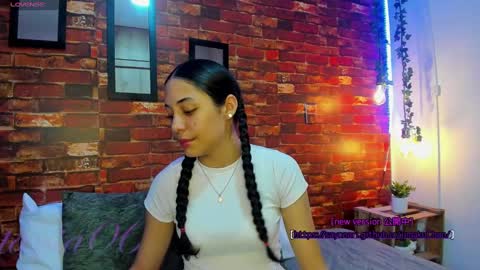 tania06 online show from February 24, 2025, 1:31 pm