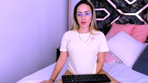 Tania online show from January 21, 2025, 9:25 pm