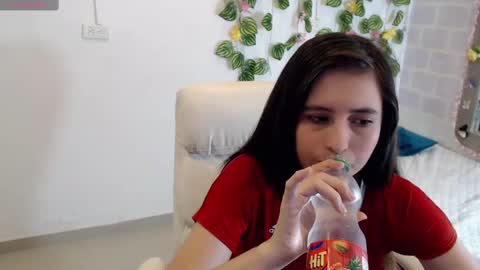 Tania  online show from September 23, 2025, 6:11 pm