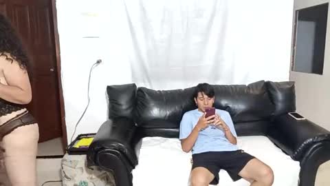 Snapshot of taniamilf69 chatting on November 24, 2025, 8:30 pm taniamilf69 online show from November 24, 2025, 8:30 pm