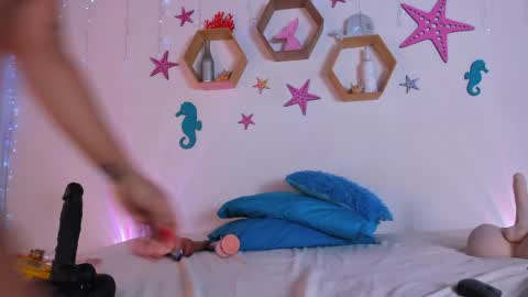 3 Tanisha 3 online show from April 13, 2026, 11:59 am