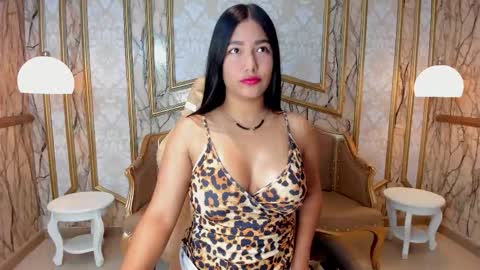 Tanisha  ONLINE GTM -5 7001400 online show from November 7, 2025, 12:27 pm