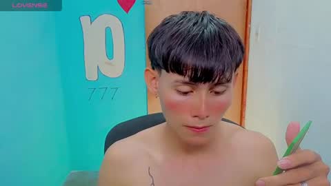 Andres online show from April 21, 2026, 2:51 am