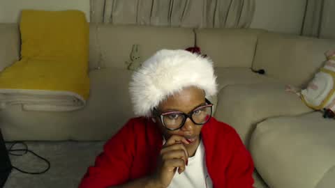 tania online show from August 3, 2026, 1:04 am