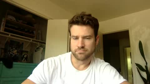 Dr. Love online show from September 9, 2025, 7:35 pm