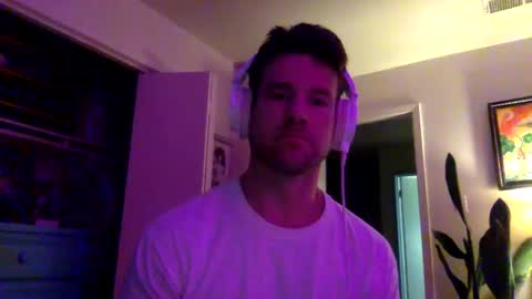 Dr. Love online show from September 23, 2025, 11:35 am