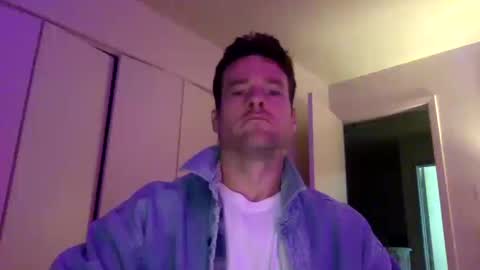 Dr. Love online show from October 16, 2025, 11:55 am