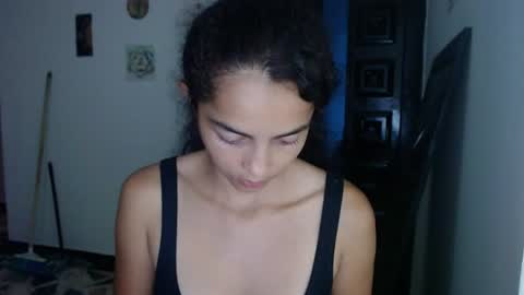 Snapshot of tantricroots chatting on July 4, 2026, 2:29 am Angeline Follow online show from July 4, 2026, 2:29 am