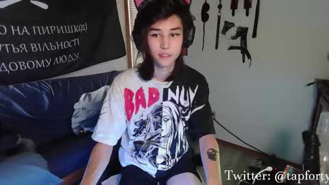 tap_forty online show from November 10, 2025, 9:25 pm