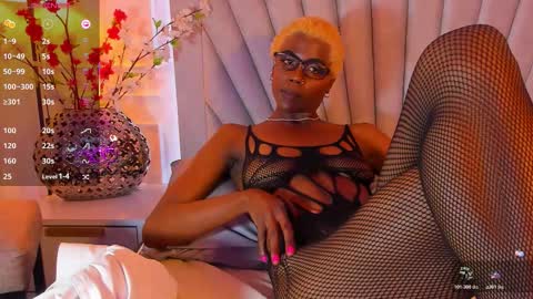 taramasud_ online show from March 6, 2026, 5:48 am