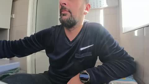 tarkan198 online show from January 8, 2025, 8:27 am