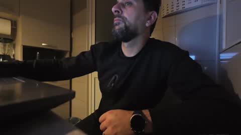 tarkan198 online show from February 13, 2025, 4:43 am