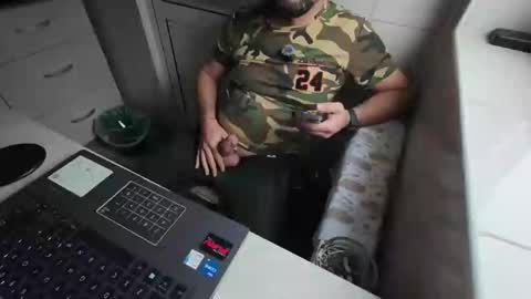 tarkan198 online show from February 15, 2025, 12:54 pm