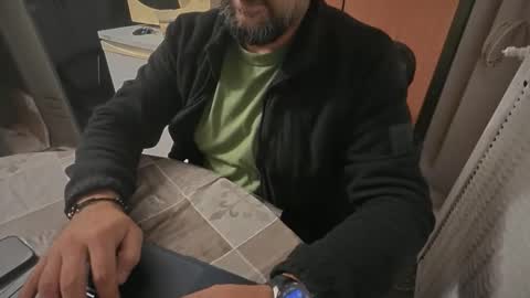 tarkan198 online show from October 29, 2025, 7:04 pm