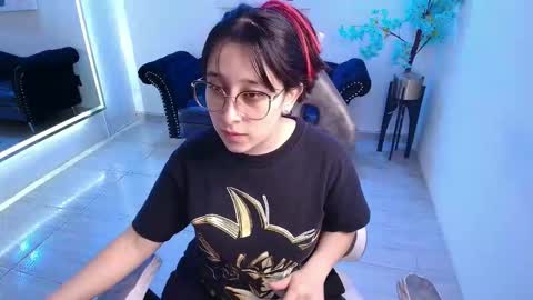 Tarly  online show from October 19, 2025, 11:44 am