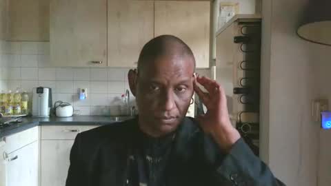 Genaro Thode online show from February 27, 2026, 3:12 pm