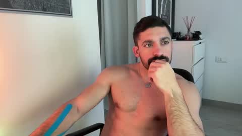 tarquit8 online show from February 8, 2026, 8:07 am