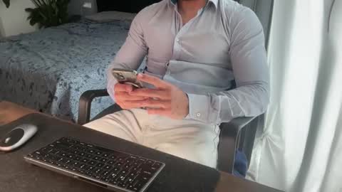 tarquit8 online show from June 2, 2026, 10:17 am