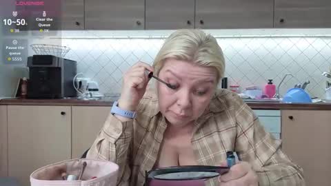 Tasha  Moon online show from February 17, 2026, 8:00 am