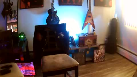 tashaclouds online show from June 3, 2026, 3:17 pm