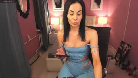 Tasha online show from February 9, 2025, 9:39 pm