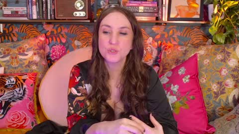 Snapshot of task_manager chatting on March 6, 2026, 9:50 am Vivian Clark online show from March 6, 2026, 9:50 am