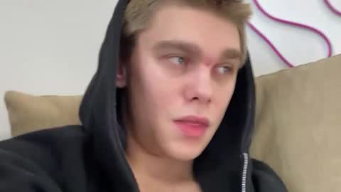 tasteithorny online show from March 10, 2025, 5:43 am