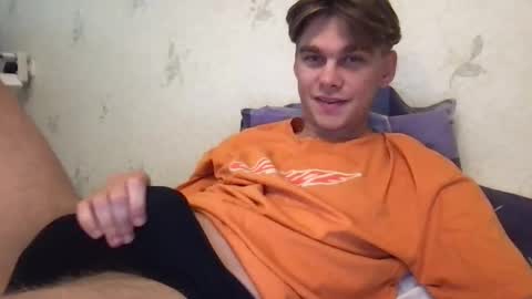 tasteithorny online show from September 12, 2025, 10:26 am