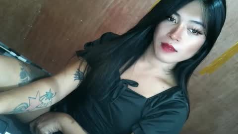   online show from October 8, 2025, 6:38 pm