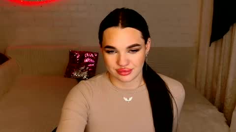 tasty_babyy online show from December 17, 2024, 7:15 pm