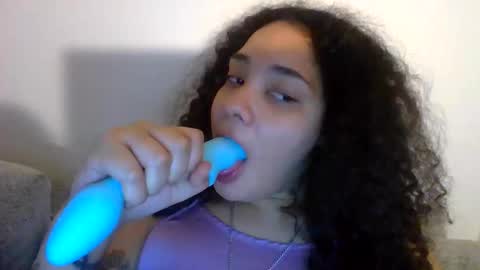 tastylolaa online show from October 15, 2025, 9:31 am