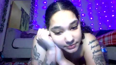 tastylolaa online show from March 16, 2026, 5:35 am