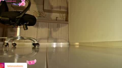 tatiana1004 online show from February 7, 2025, 6:14 am